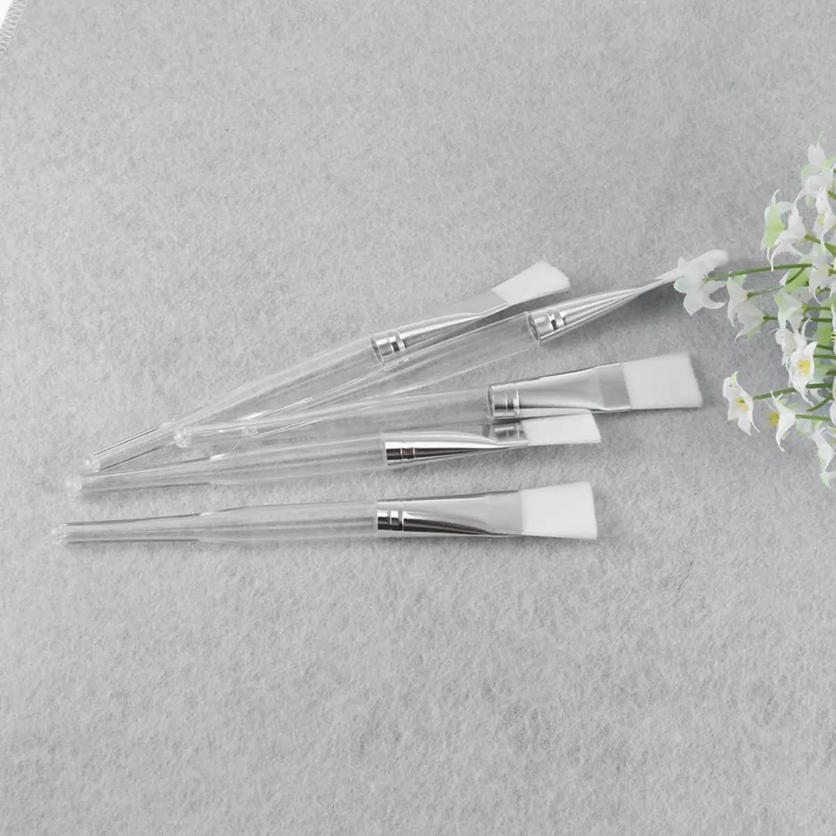 20Pcs Face Mask Brush Clear Rod Nylon Bristles for Nose Eyebrows Lips Eyelashes Cheeks Skincare Application Home Salon Use
