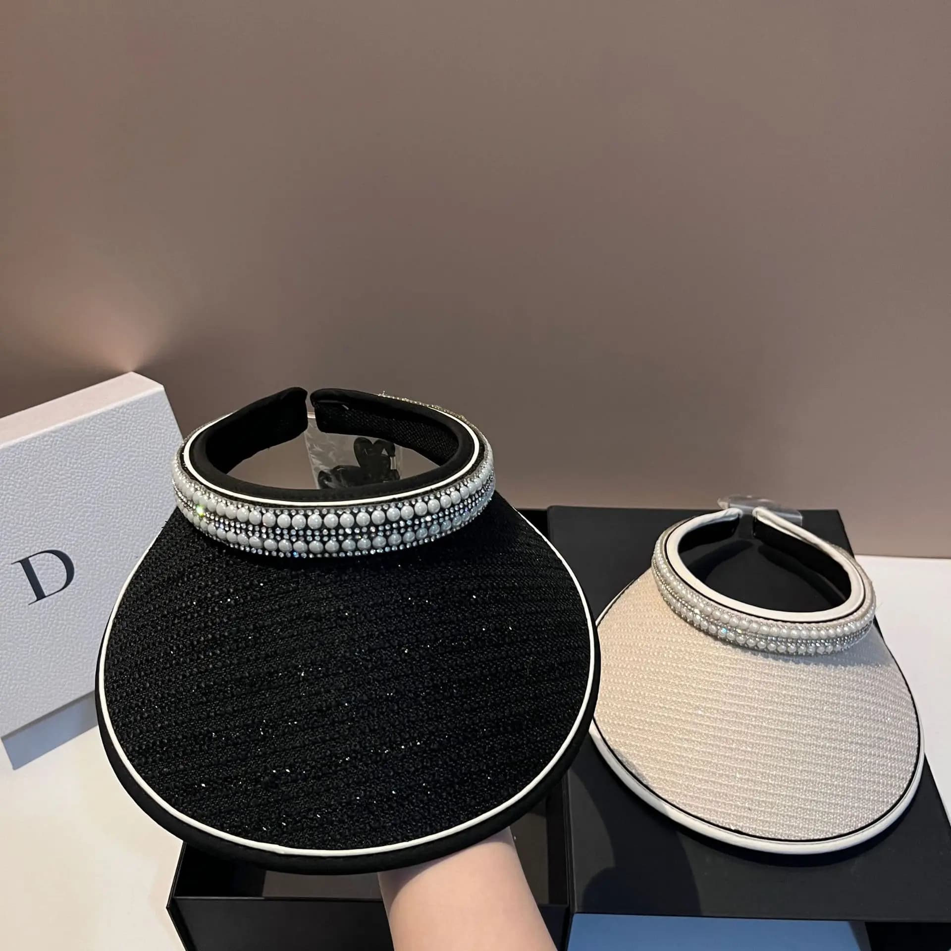 Protezione solare con strass di lusso Panama Summer Women cappello a cilindro vuoto protezione UV a tesa larga cappelli da sole da spiaggia cappellino parasole all'aperto
