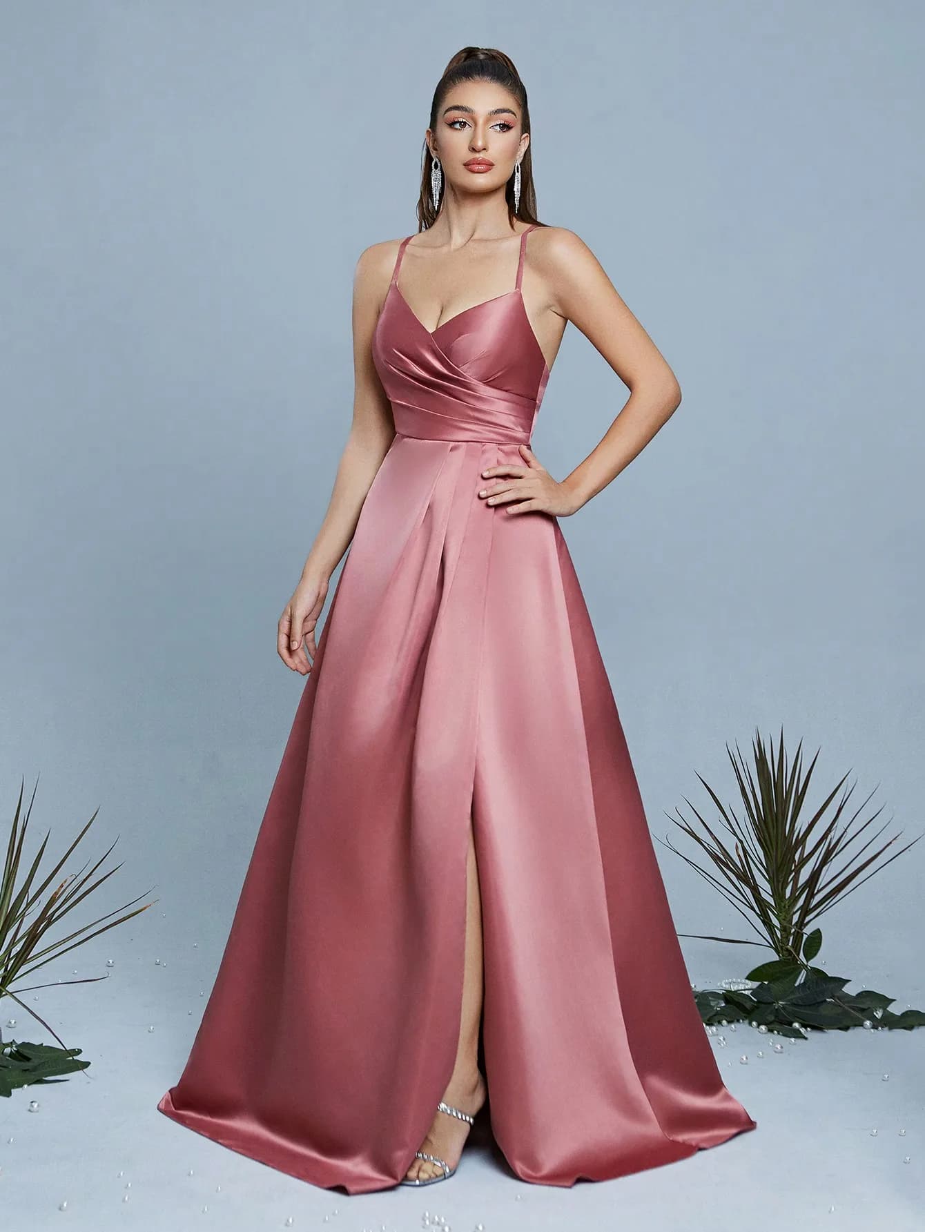 Mgiacy adjustable shoulder strap elasticized wrap-around shoulder band high-cut sexy long dress
