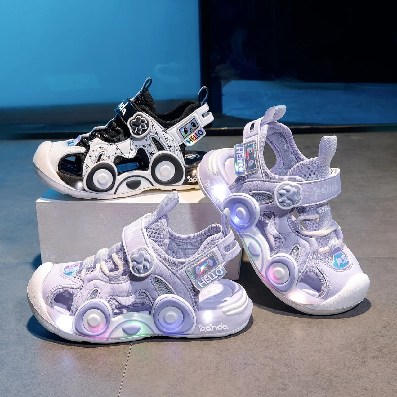Kids Panda Cartoon Light Up Car Sandals Boys Girls Closed Toe Anti-collision Sport Sandals Adjustable Velcro Strap Non-slip