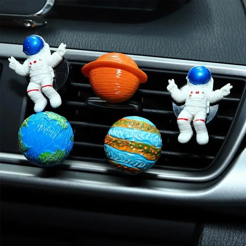 Deodorant for Auto Shaped Astronaut, Spatial Aroma Diffuser, Perfumed Clip for Air Mouthlets, Interior Fashion Accessories for Cars