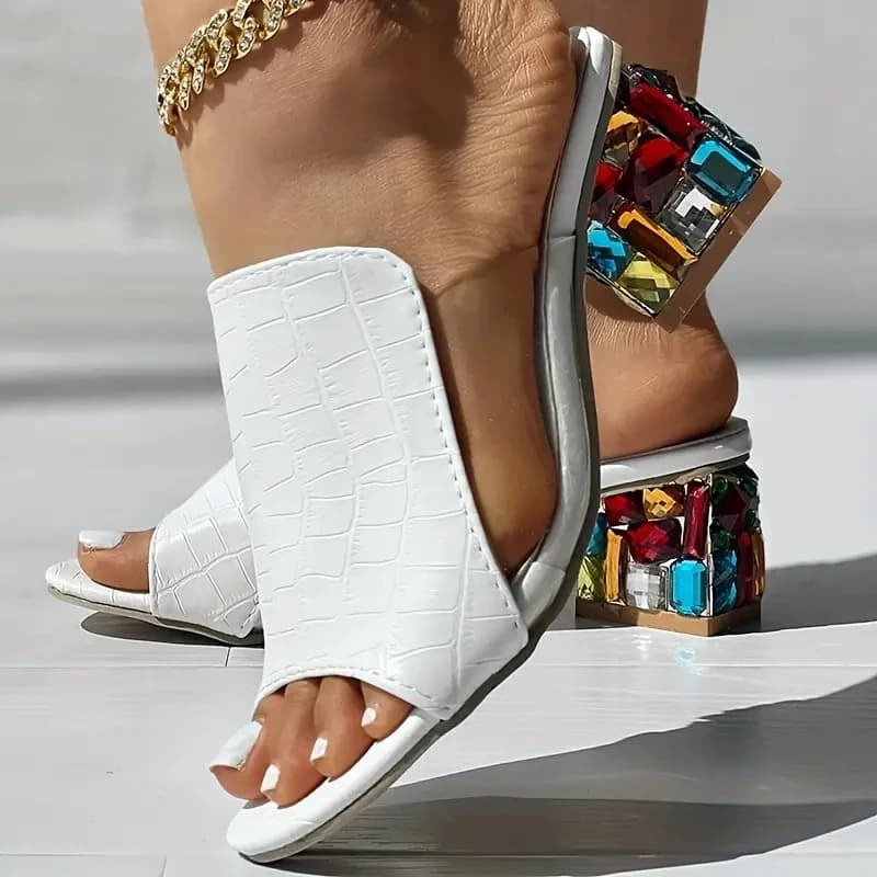 Sandali di cristallo da donna 2024 Nuova primavera estate sandali open toe tacchi quadrati sandali moda spiaggia donna Sandalias De Mujer