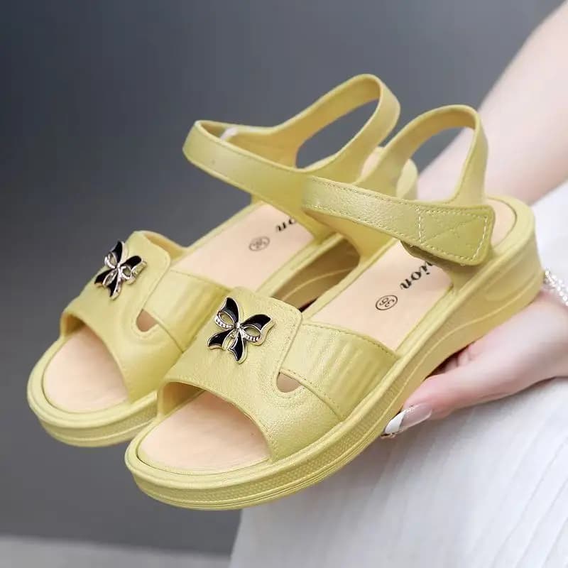 Sandali da donna con zeppa e velcro, nuovi modelli estivi con suola spessa antiscivolo, stampati a iniezione, per esterni e spiaggia, ideali anche per anziani