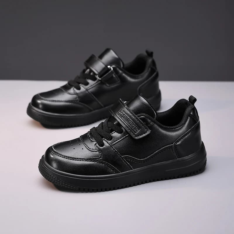 Scarpe da corsa per bambini Ragazzi Ragazze Sneakers leggere antiscivolo per sport scolastici Camminate Scarpe da tennis casual in pelle PU nere