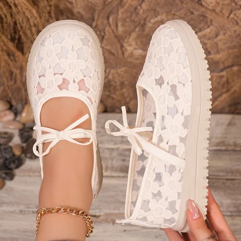 2026 Women Fashion Ballet Thick Soled Single Shoes Breathable Laces Spring Summer Flat Shoes for Female Daily Walking Loafers