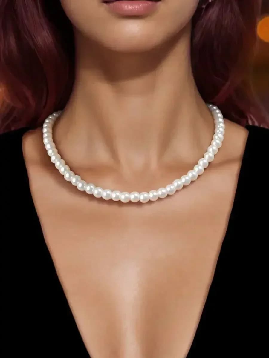 Collana girocollo con perle finte bianche per donna, da indossare ogni giorno e per feste