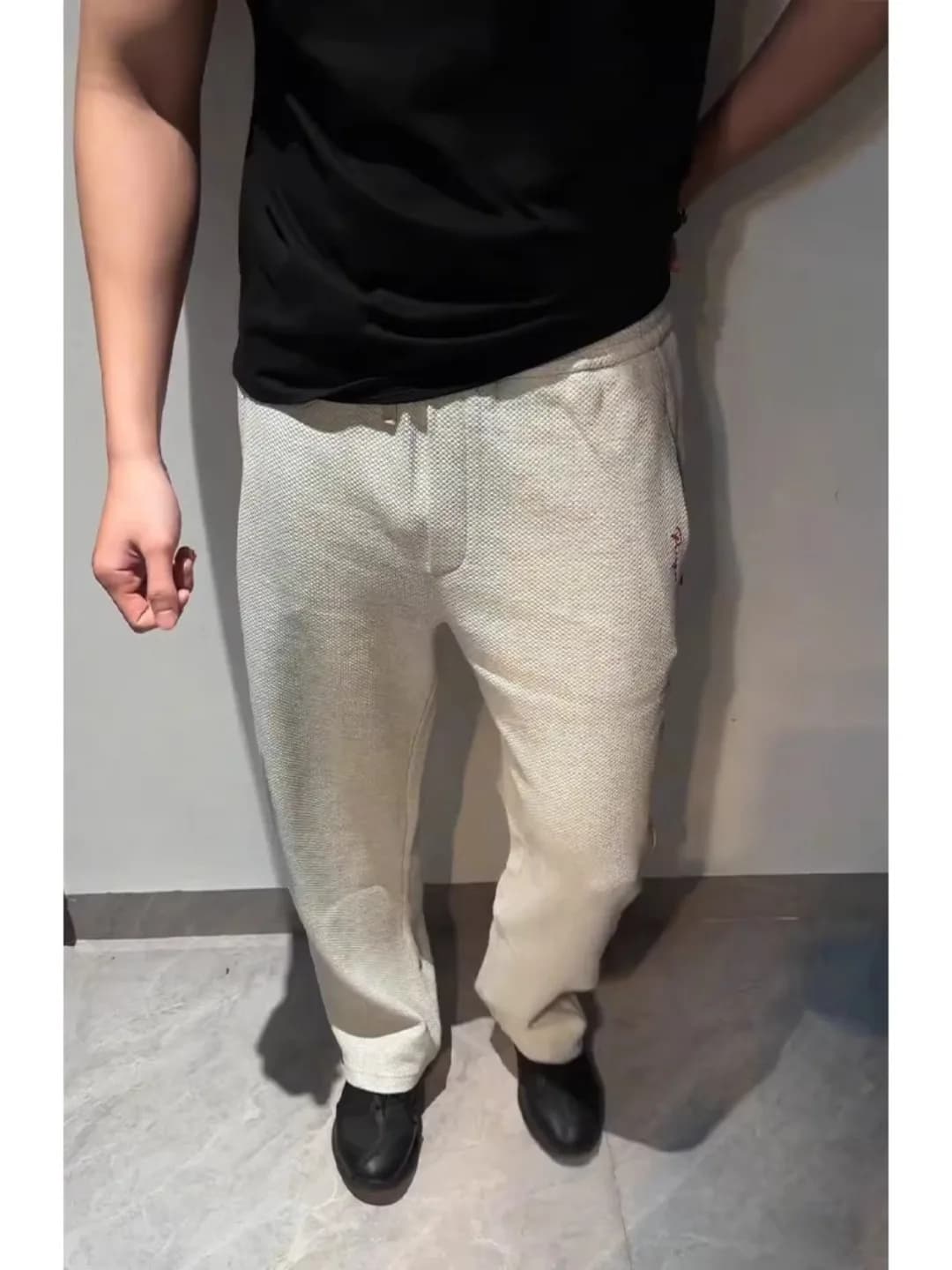 Pantaloni American Sle Fitn da uomo a gamba dritta, stagione primaverile, vita alta, ricamati, abbigliamento sportivo, etichetta rossa, motivo a nido d'ape