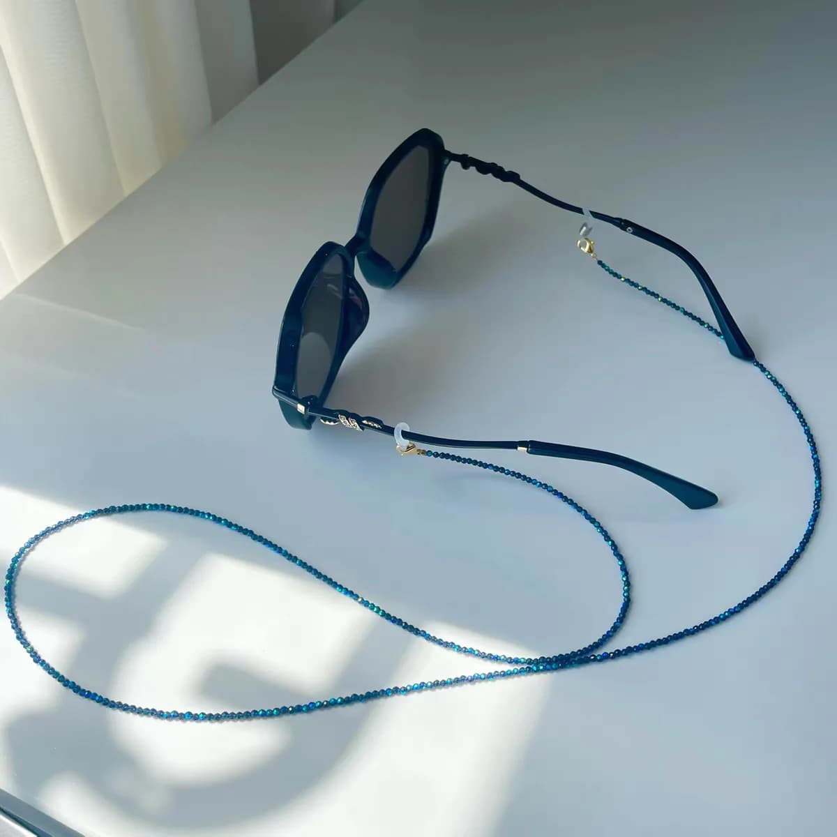Eyeglasses Chain Sparkling Blue Zircon Beaded Anti-Lost Sunglasses Strap Glasses Lanyard Eyeglass Holder Mask Chain for Women