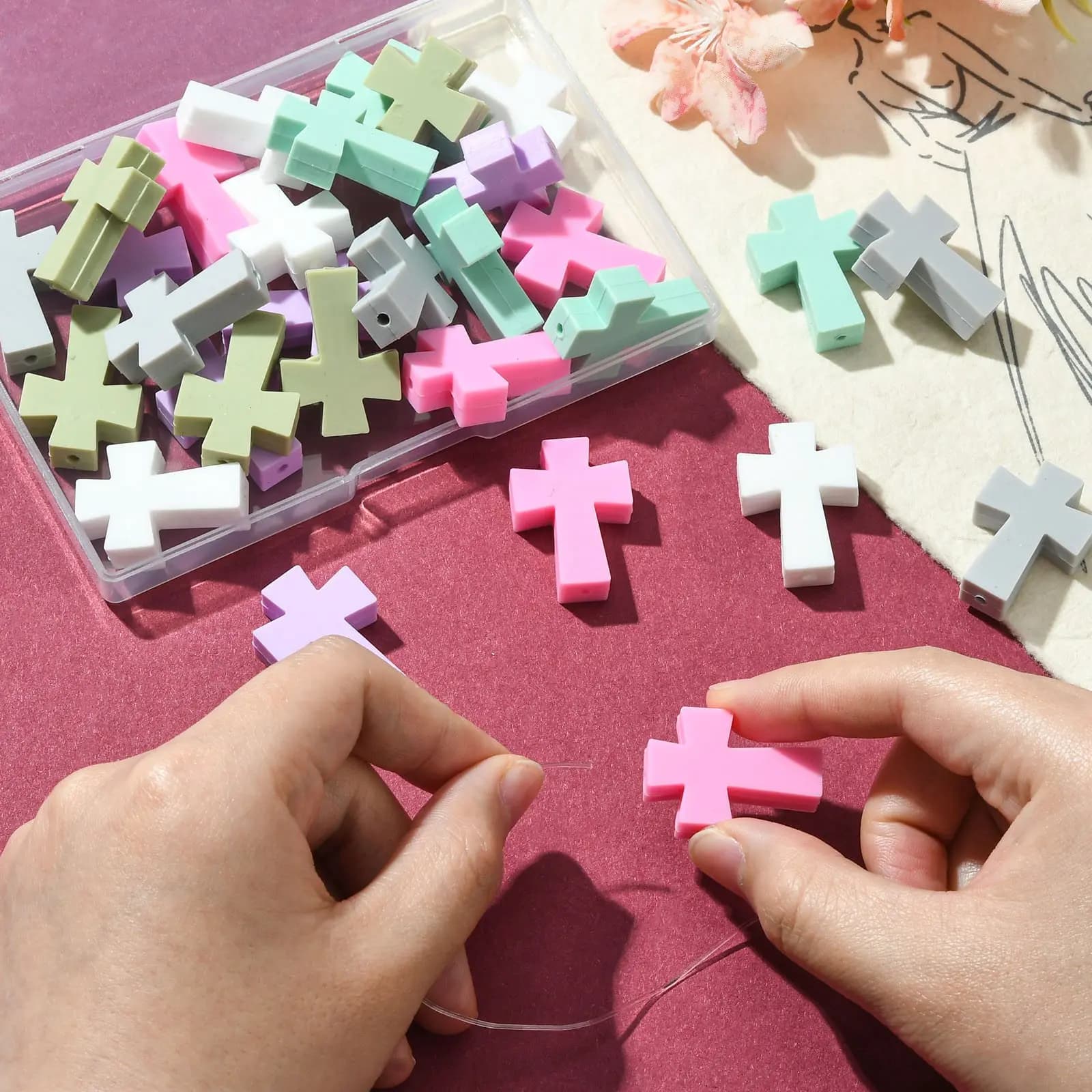 Pandahall 50 pezzi 1 colori croce pasquale perline in silicone religione crocifisso perline focale sacra per forniture per la creazione di gioielli