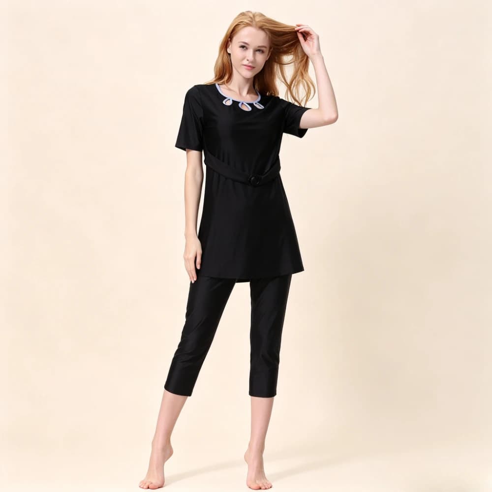 Nuovo Set Costume da Bagno Modesto da Donna 3 Pezzi 2026: Top Tunica a Maniche Corte con Scollo Scavato, Pantaloni Capri con Cintura e Cappello - Abbigliamento da Spiaggia