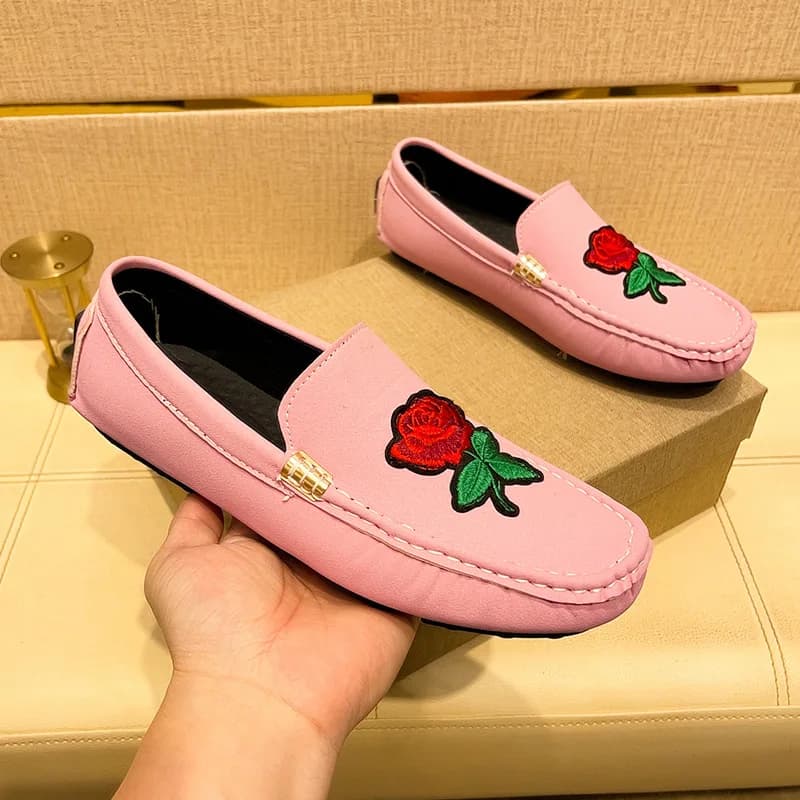 Mocassini Leggeri in Pelle da Uomo, Scarpe Casual Slip-on Comode per la Guida, Calzature Traspiranti per Camminare, Scarpe Basse per Uso Quotidiano