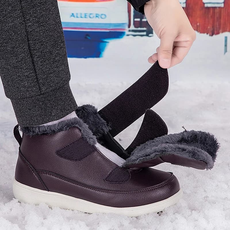 Stivali da neve alla caviglia da donna con punta larga invernale da donna con pelliccia peluche scarpe di cotone calde da donna antiscivolo comode