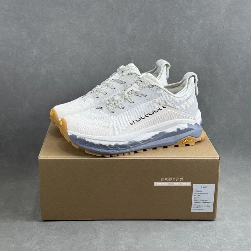 Scarpe da trail running da donna classiche da uomo di marca Scarpe sportive da esterno Scarpe da ginnastica da passeggio antiscivolo unisex Scarpe da allenamento di marca per coppie