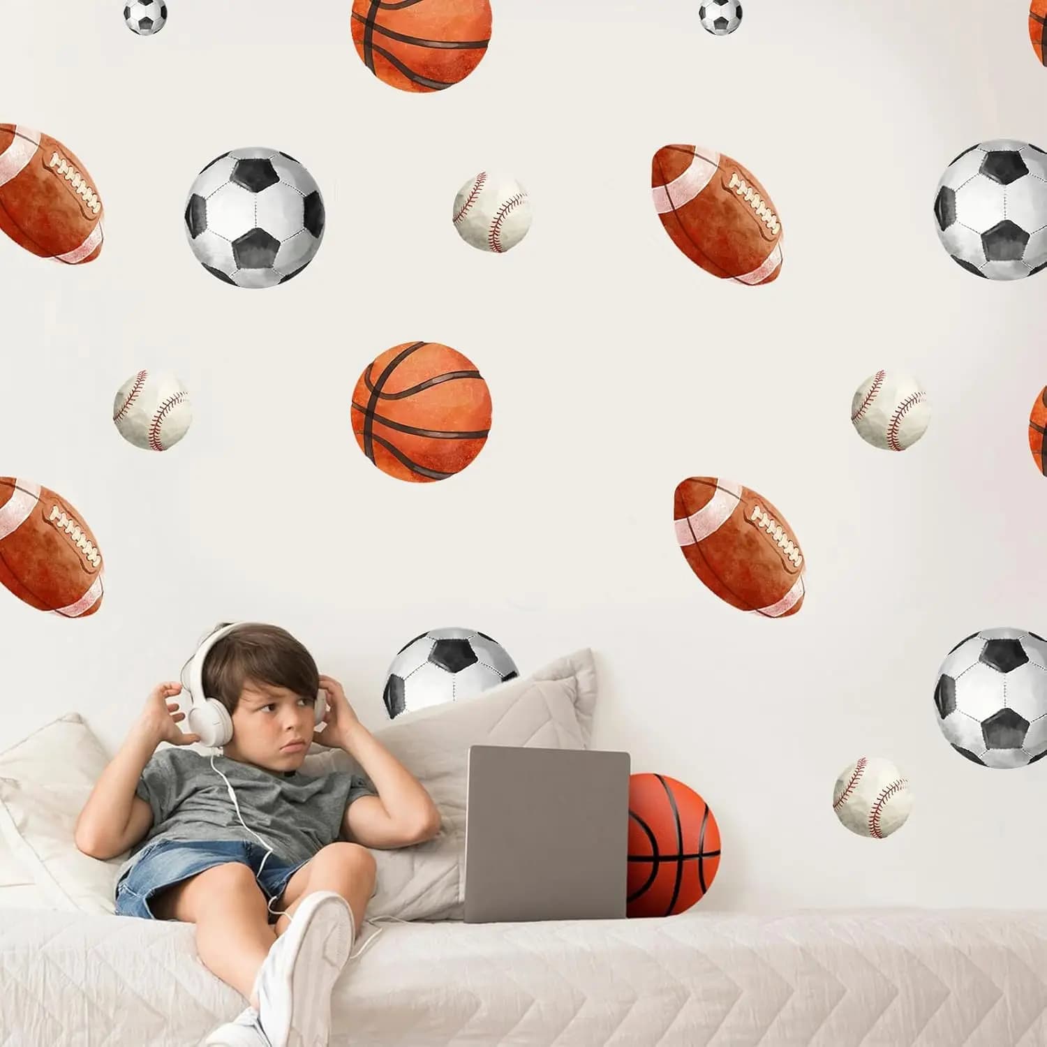 Adesivi Murali con Palloni Sportivi, Decorazioni Atletiche per Camerette, Arredo Palestra Domestica con Calcio, Basket, Football Americano, Baseball