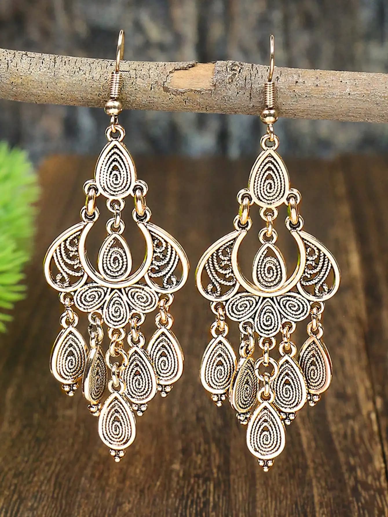1pair Bohemian Antique Gold Women's Fashion Pendant Earrings With Tassels, Drop-Shaped, Suitable For Daily Wear, Going Out, Work, Party, Date, Versatile