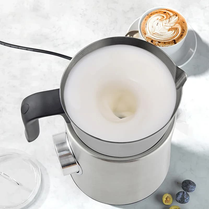 Macchina per Montare il Latte 110V 220V in Acciaio Inossidabile Completamente Automatica 4-IN-1, Frullatore e Mixer Separabile, Spiumatrice Elettrica per Pollame 220V/110V