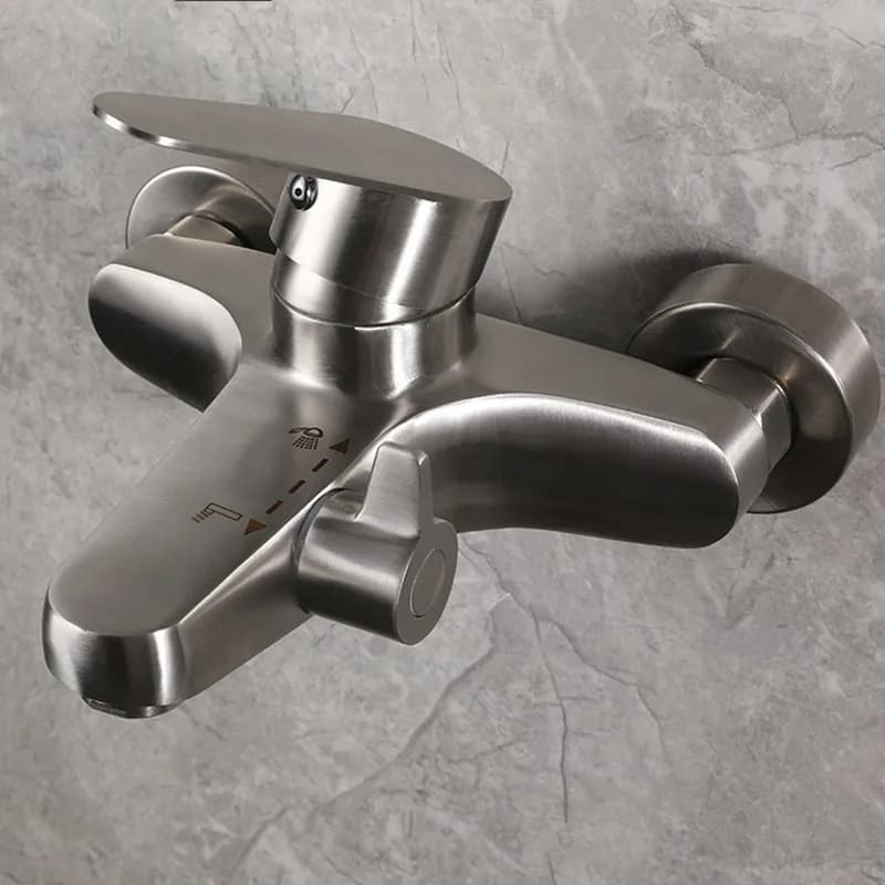 Nuovo rubinetto per vasca da bagno in acciaio inossidabile 304 rubinetto per acqua calda e fredda triplo rubinetto a parete a scomparsa con valvola mista