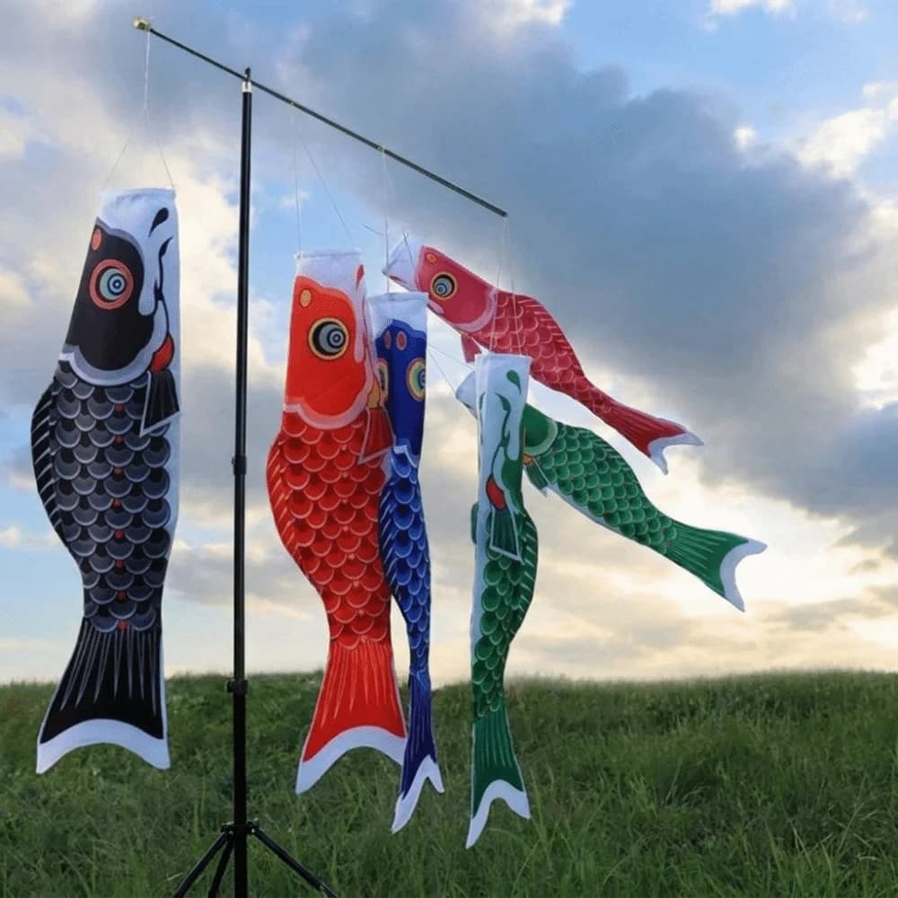 40/70/100cm Japanese Carp Windsock Traditional Hanging Carp Spray Windsock Colorful Cartoon Fish Flag Wind Chimes Yard Decor