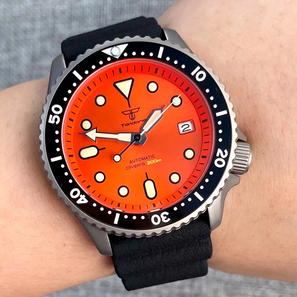 41mm Titanium Diver NH35A Watch Automatic 200M Waterproof Men's Watch Sapphire Glass 3.8 Point Date Rubber Black Ceramic Bezel