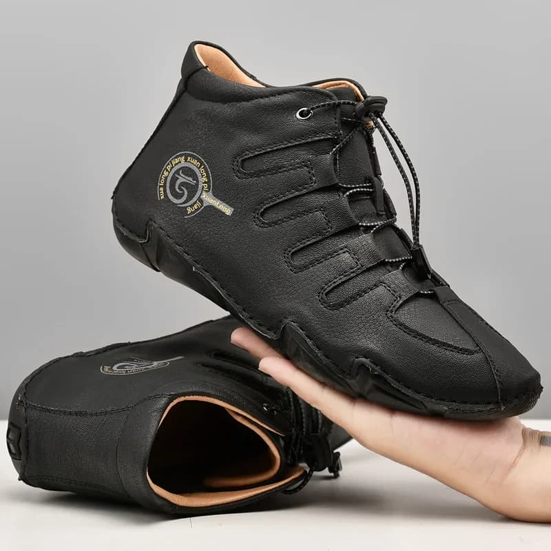 Scarponi da trekking invernali comodi con suola morbida Scarpe da ginnastica alte da uomo Scarpe casual Scarpe casual alla moda Scarpe brogue calde in peluche da uomo