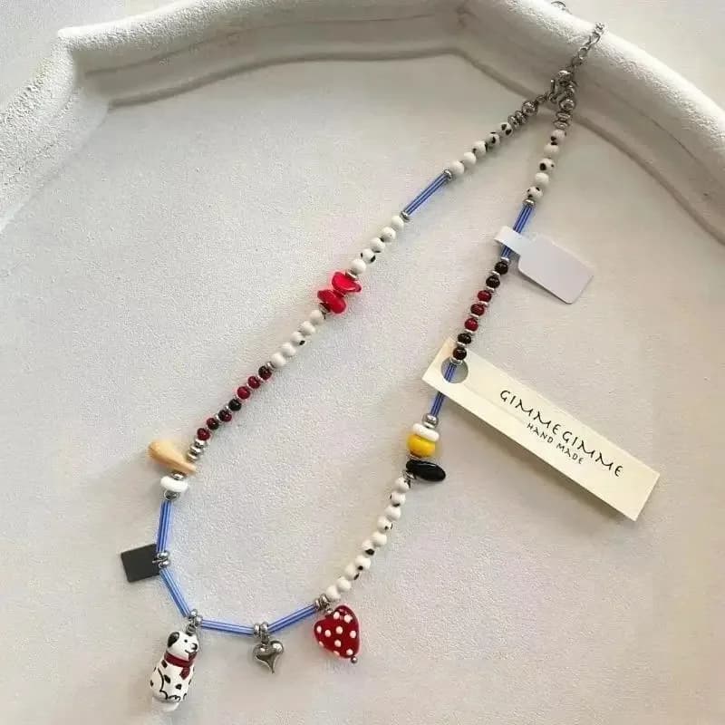Collana con ciondolo personalizzato 2025 con cucciolo dalmata con perline in bianco e nero per gioielli da regalo adorabili alla moda per ragazze da donna