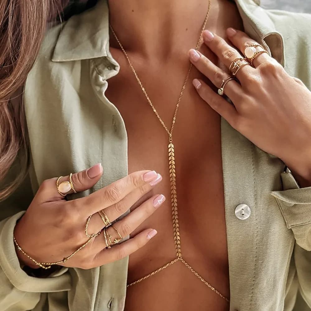 Collana a catena per il petto a forma di freccia alla moda con osso di pesce per donna, catena a strati per vita e pancia, gioielli sexy per il corpo per feste in spiaggia e rave
