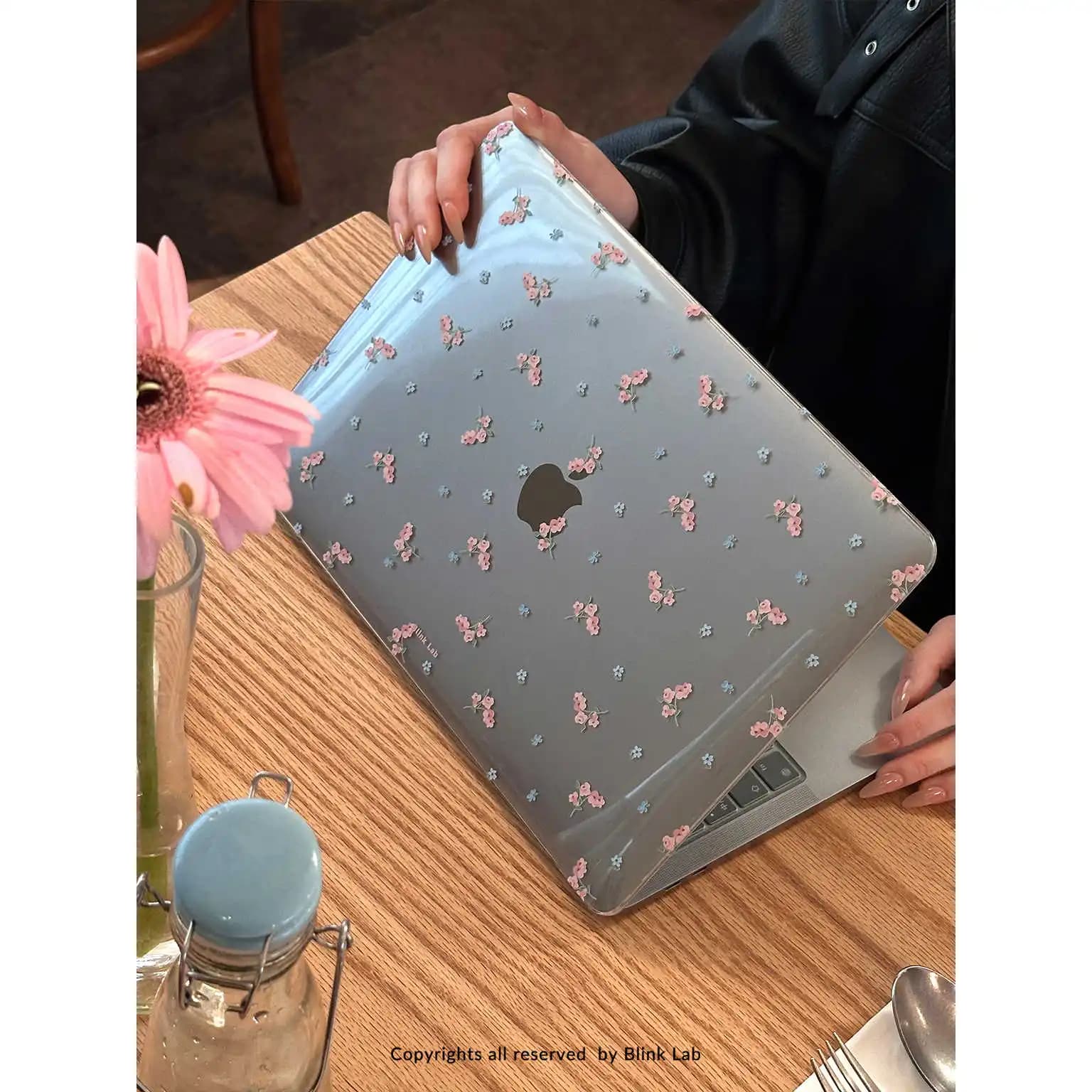Custodia Rigida Blu con Motivo Floreale per MacBook Neo 13 2026 Air 15 M4 M3, Cover per MacBook Pro 14 M1 M2 M5 14 16, Accessori per Custodie