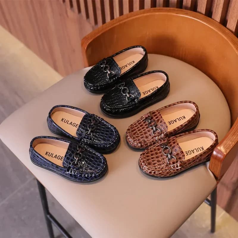 2026 Boys Leather Shoes Round-toe Flat Soft Kids Fashion Casual Loafers Glossy Metal Buckle Children Non-slip Britain Style