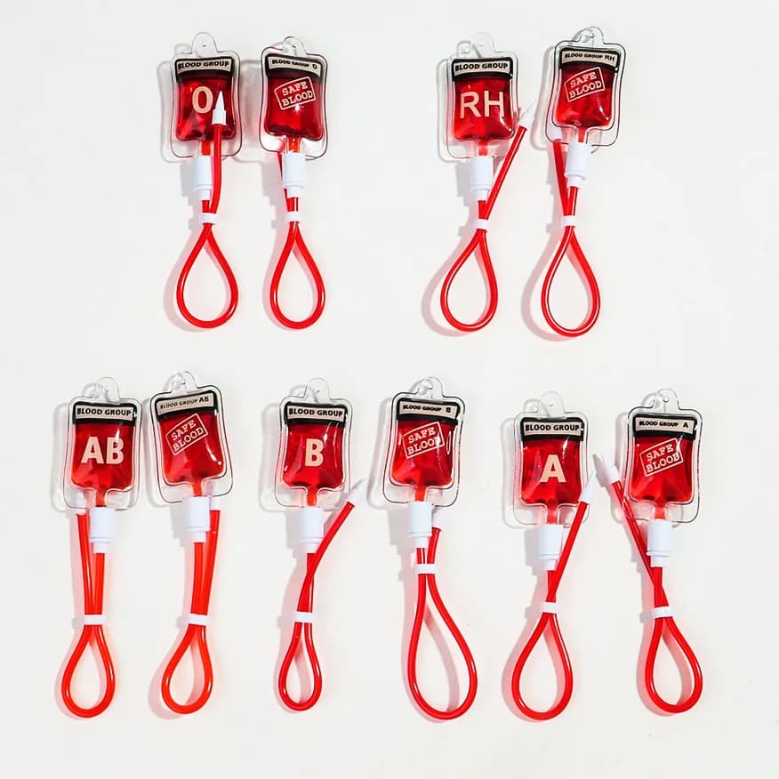 3 pezzi di sacchi di sangue di Halloween, ciondoli lunghi in acrilico, confezione al plasma gotico, ciondolo per gioielli fai da te, creazione di orecchini, portachiavi, accessori