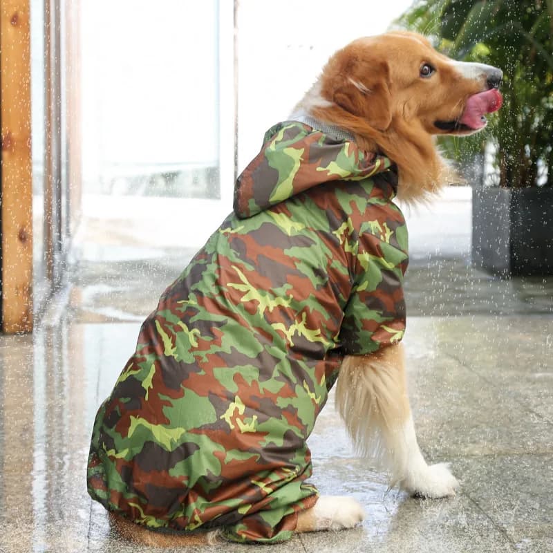 Cappotto antipioggia per cani di grandi dimensioni con foro per guinzaglio Camouflage leggero antipioggia con cappuccio per Golden Retriever Alaskan Malamute Husky