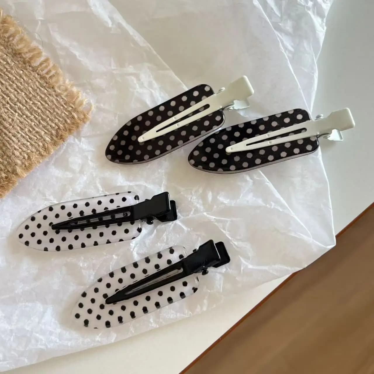 Kawaii Polka Dot No Trace Hair Barrettes Black White Dot Side Bangs Hair Clips Minimalist Sweet Hair Decor for Daily Makeup