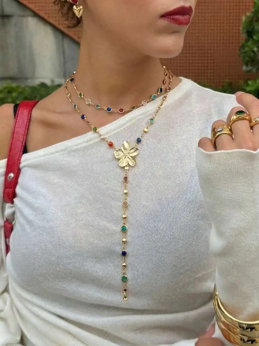 2 pezzi di elegante collana a catena a forma di Y con pendente a forma di fiore e perline multicolori per donna