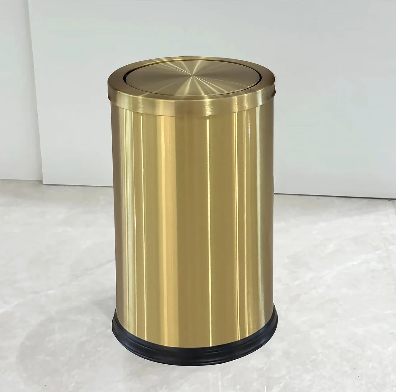Bidone della spazzatura dorato di lusso leggero da 9 litri con coperchio a battente, bidone della spazzatura dorato per bagno, soggiorno, ufficio, camera da letto, hotel