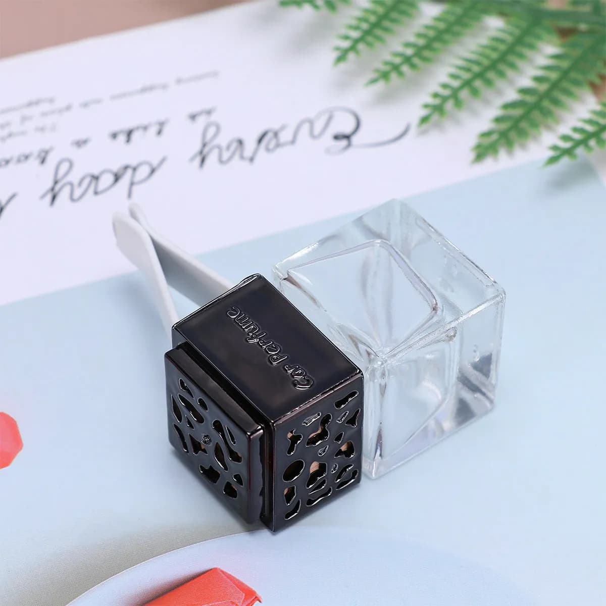 2 Pieces Clip for Car Aroma Diffuser, 8ml Perfume Bottle Door, 360 Degree Rotation, Car Deodorant, Car Fragrance Diffuser for Interior Car