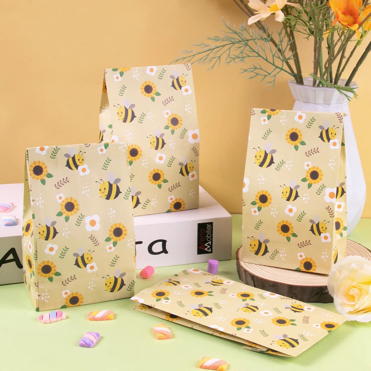 10/20pcs Giallo Ape Sacchetto Regalo Carino Ape Girasole Stampa Sacchetti di Carta Festa di Compleanno Forniture di Imballaggio Festa Estiva Sacchetto di Caramelle Regalo Del Capretto