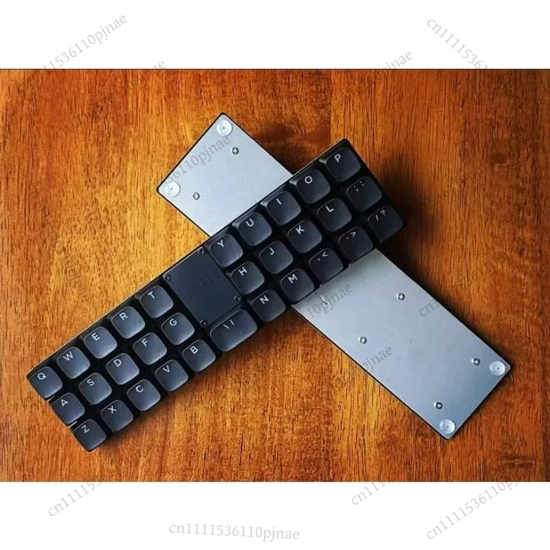 Tastiera P31n/P30a a Basso Profilo, Bluetooth e Cablata, Dual-Mode, 31 Tasti, Meccanica, Mini Tastiera per Gaming e Ufficio, Accessorio Regalo