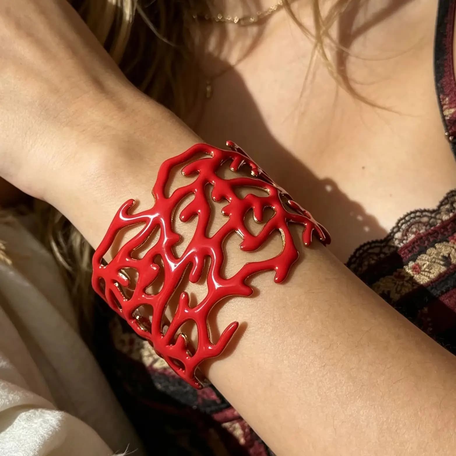 Bracciale da donna alla moda con stella e corallo, stile vacanza estiva, oversize, con diamanti incastonati, gioielli a tema oceano rosso