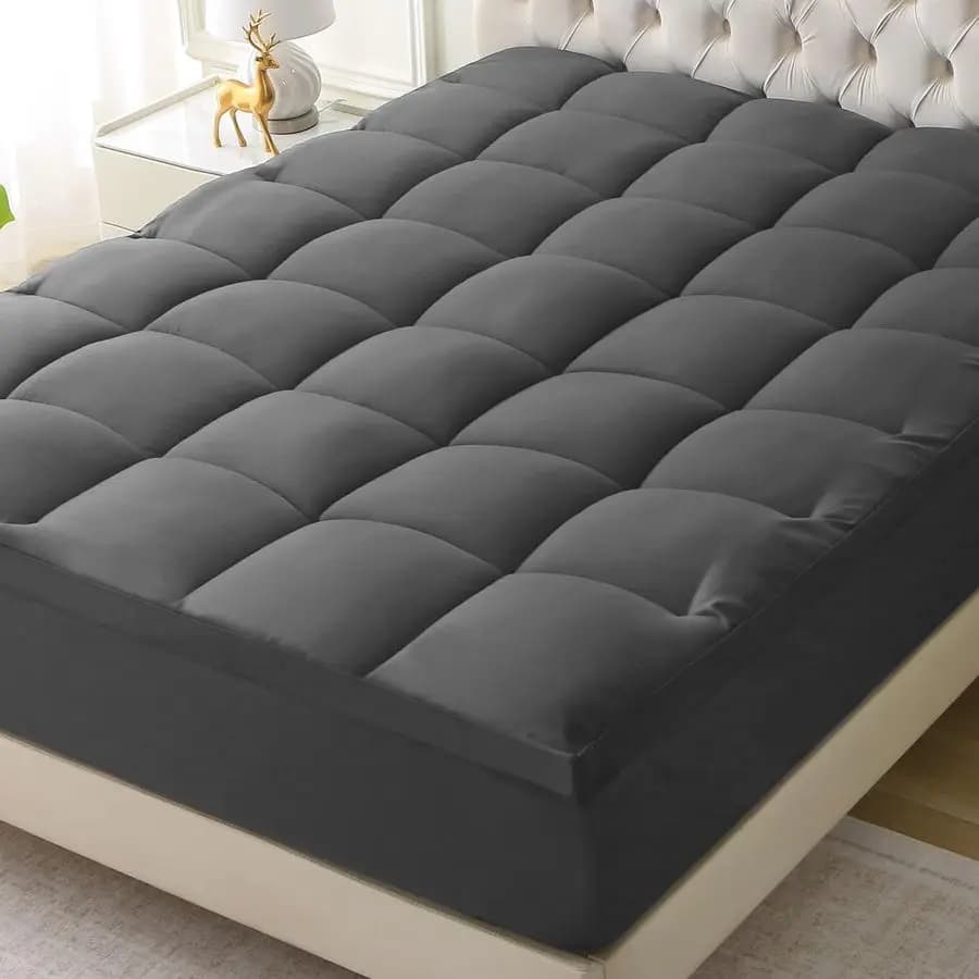 Coprimaterasso Queen con Tasche Profonde, Topper Materasso Extra Imbottito, Coprimaterasso Traspirante e Rinfrescante, Adatto per Materassi da 8-21 Pollici, Morbido