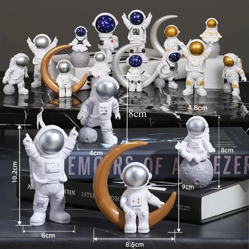 1-4PCS Astronauta Figura Giocattolo Ornamenti Per Il Desktop Resina Spazio Esterno Torta Di Compleanno bambole Spaceman Modello per I Bambini Regalo Divertente
