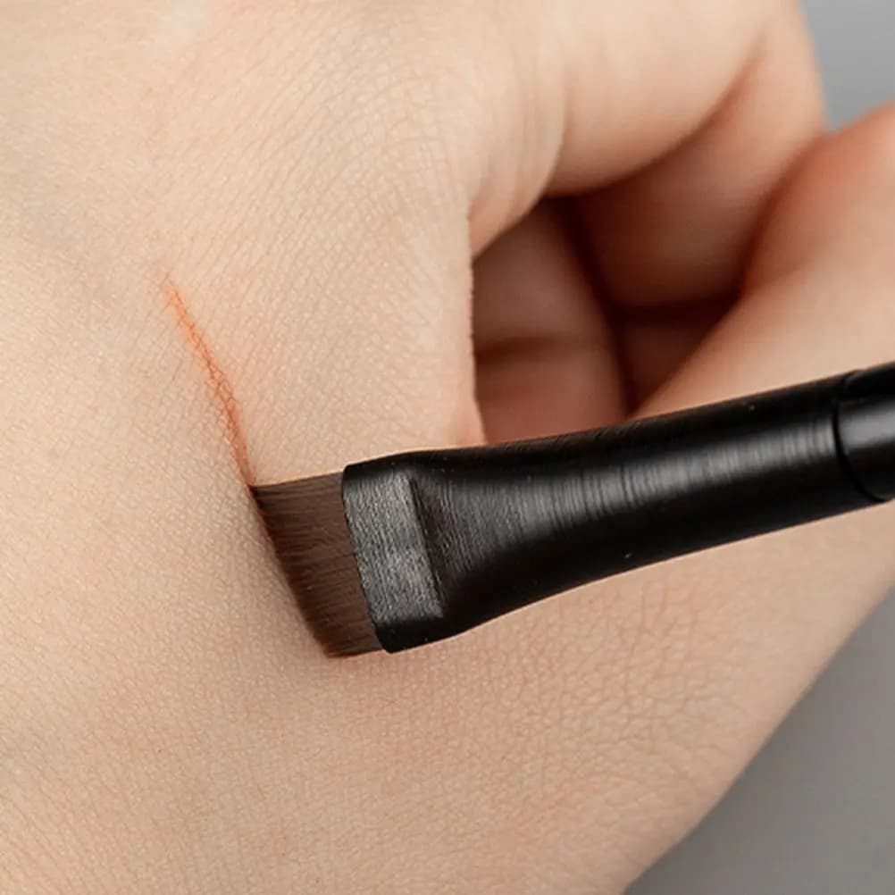 Set di 3 Pennelli per Trucco Premium, Pennello Angolato Ultra Sottile per Eyeliner e Sopracciglia, per Sopracciglia Naturali e Danneggiate, Professionale