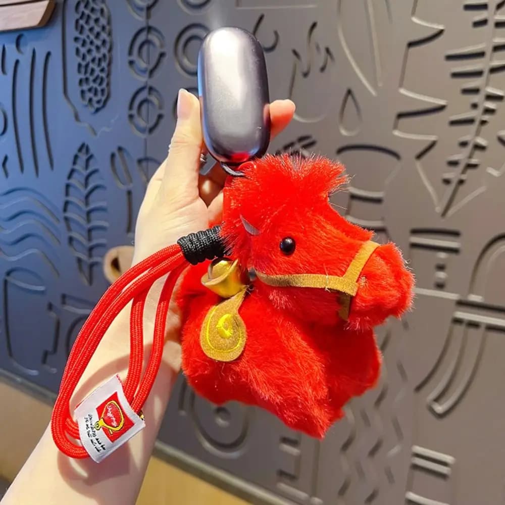 Portachiavi Creativo a Forma di Yuanbao con Ciondolo a Cavallo, Simpatico Mascotte Peluche Stile Cinese Kawaii, Portachiavi Cavallo Anno del Cavallo