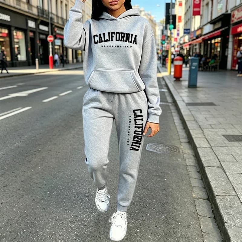 Urban Casual Fashion Hoodie Jogger Suit Autumn Winter Outfit 2026 New Arrival Women's Tracksuit Hooded Sweatshirt and Sweatpants
