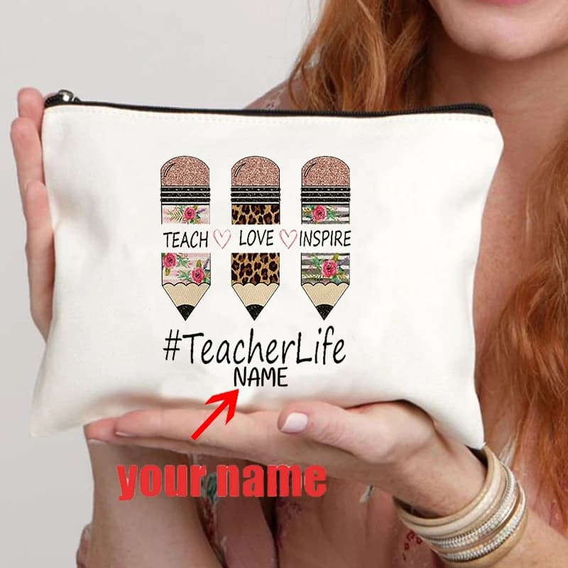 Personalizzato Insegnare la pace Amore Ispirare la vita dell'insegnante Astuccio con nome personalizzato Borsa per trucco per insegnanti Portafoglio per regali di apprezzamento per insegnanti