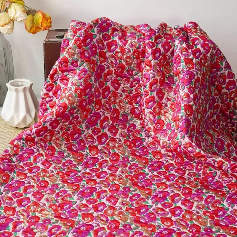 Scultura in rilievo Tessuto jacquard in filo d'oro tinto in filo per abiti da cerimonia primaverili estivi Moda soffice stoffa alla moda Cucito fai da te