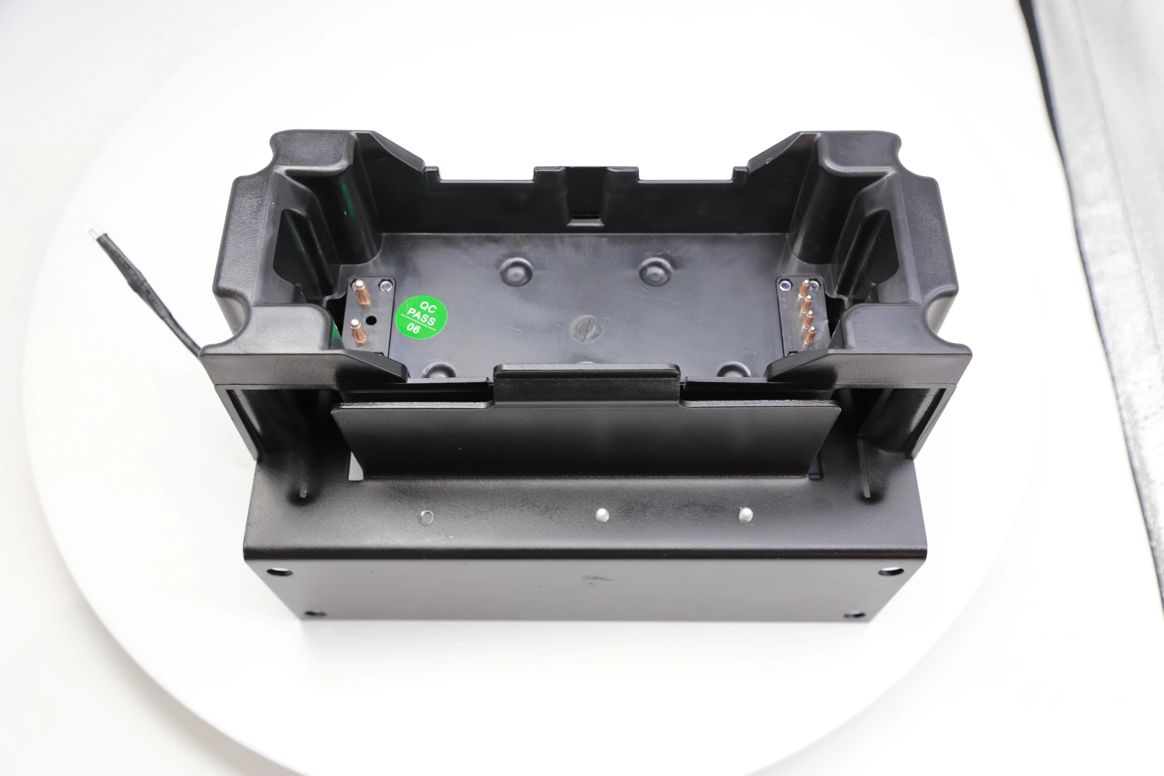 Caricabatteria al litio nero 24V 10A 1113-512000-00 per apparecchiature EP Pallet Jack EPL1531 EPL152 QDD10T QDD15T HPL152 EPT12-EZ