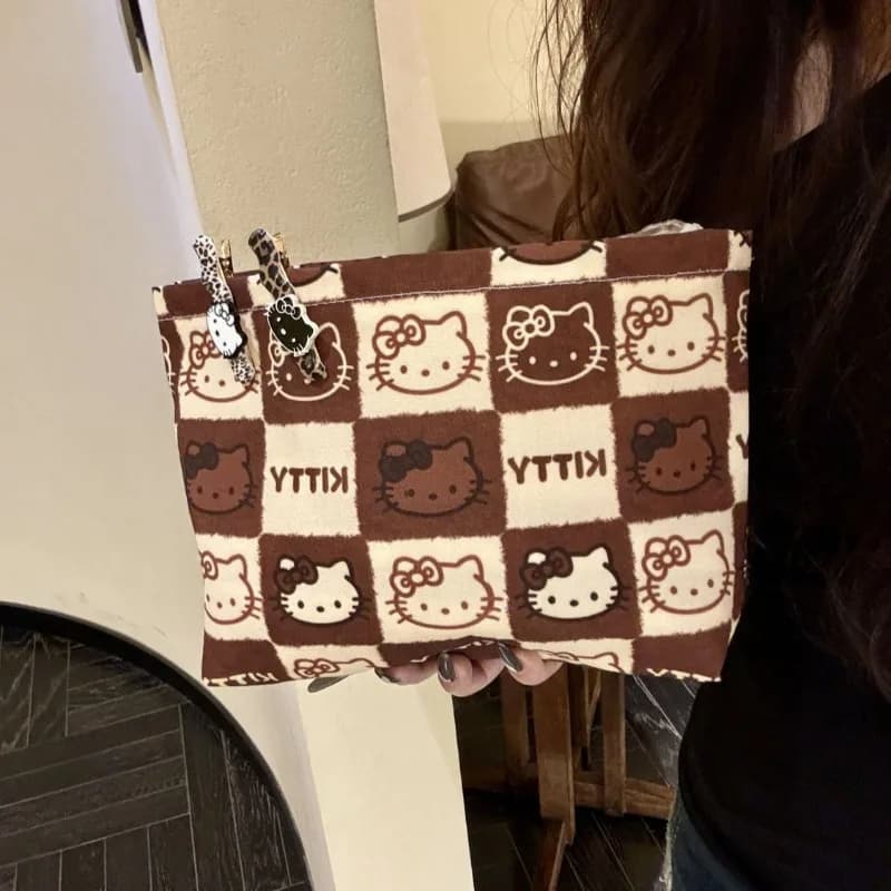 Kawaii Sanrio Hello Kitty Portamonete Borsa per cosmetici Anime Cartoon Fashion KT Borsa per trucco portatile in tela Borsa per auricolari Regali