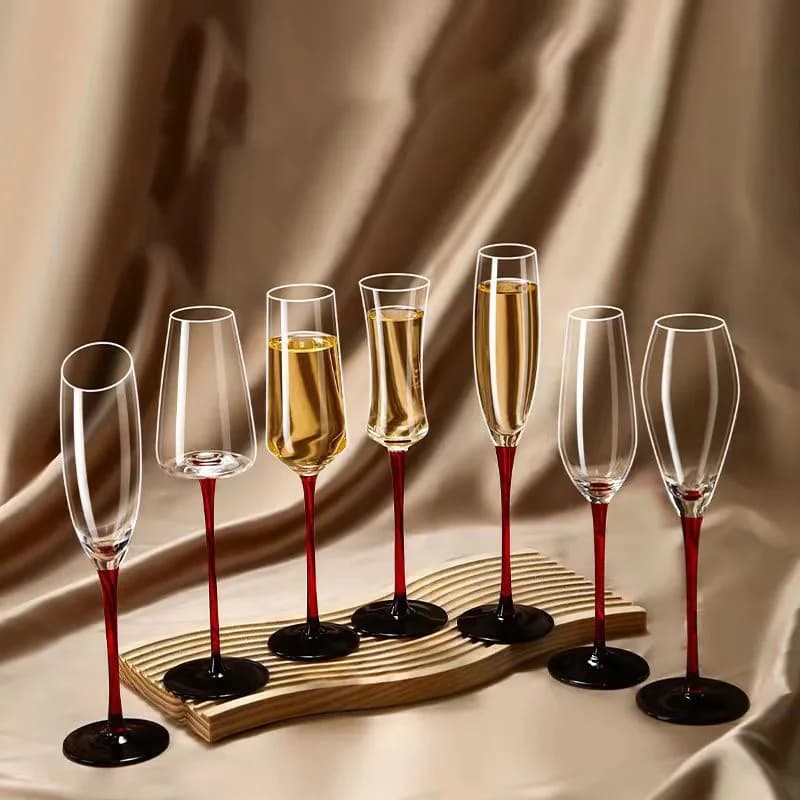 2 pz/set calice in vetro Champagne europeo confezione regalo bicchiere di cristallo creativo vino rosso bicchiere da Champagne regalo per amici e coppie