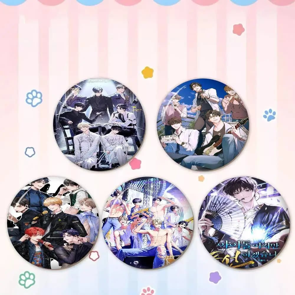 Spilla in latta fatta a mano da 58 mm con icona anime carina, ispirata al manhwa coreano Debut Or Die, per zaini, vestiti, ornamento per il petto, regali