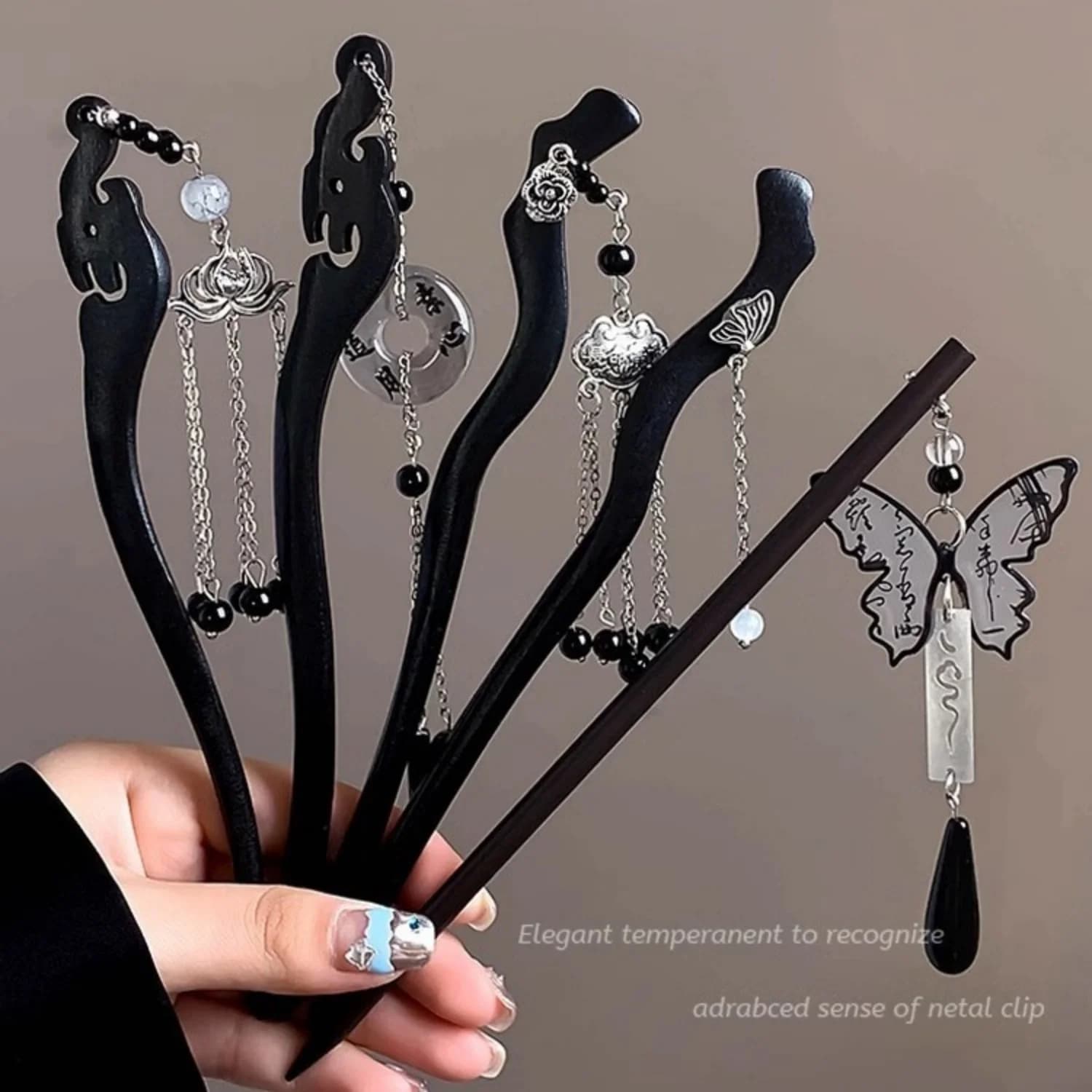 Women's Light Luxury Wooden Nappa Hairpin Accessories Chinese Style Ebony Wood Hair Accessories with Butterfly Pendant with Vintage Ink