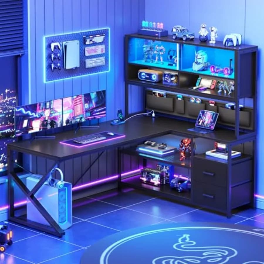 Scrivania da Gaming a L per Ufficio Domestico con 2 Cassetti e Libreria, Mobile in Vetro Nero e Scrivania Angolare con Illuminazione LED e Spazio di Archiviazione